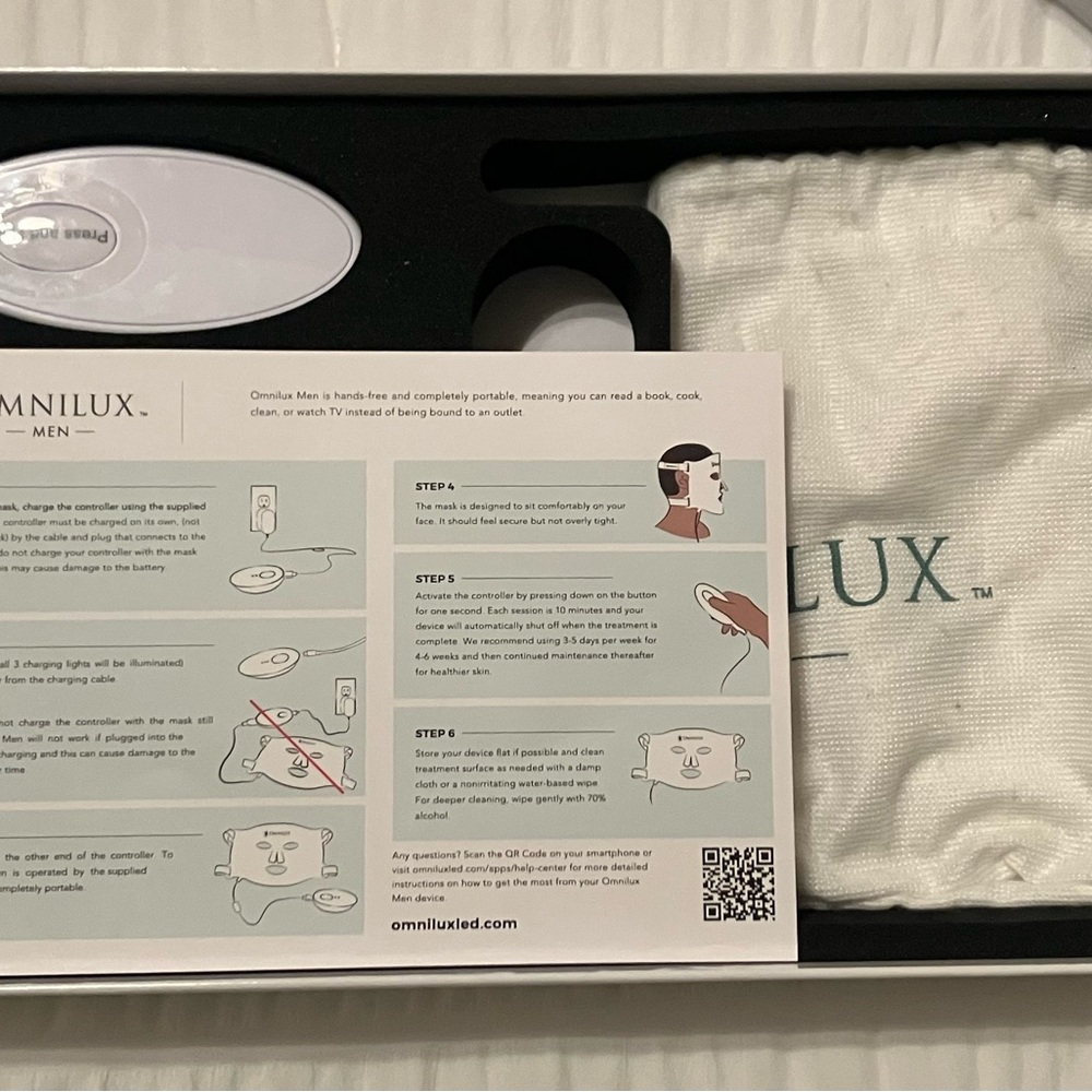 Omnilux Men LED Facial Mask in Teal - Picture 3 of 7